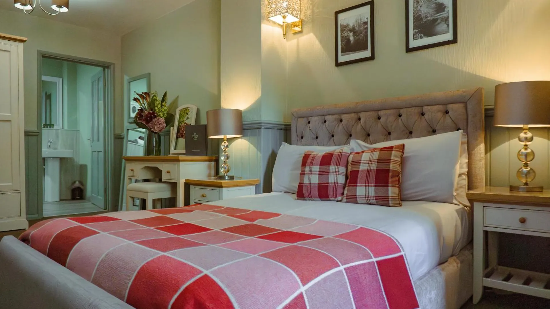 White Lion Hotel Hebden Bridge